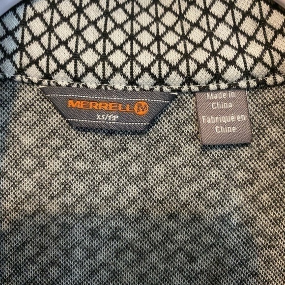 Merrell Indira Snap Button Placket Geometric Long Sleeve Top Size XS - Picture 3 of 6